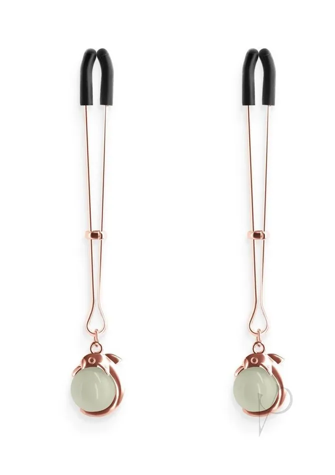 Bound Female Sex Toys Bound Nipple Clamps G1 Iron Glow in the Dark Rose Gold Bound Female Sex Toys Bound Nipple Clamps G1 Iron Glow in the Dark Rose Gold